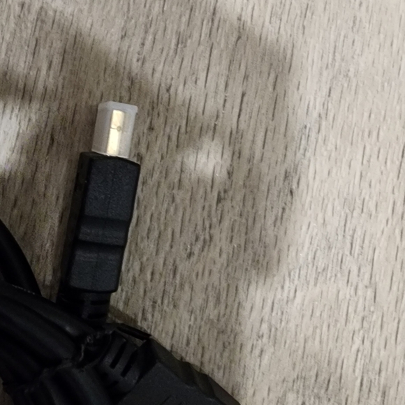 NEW - 6' HDMI Cables - Picture 5 of 5